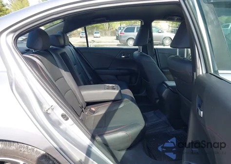 2017 Honda Accord Sport Se z USA, uszkodzony, nr VIN 1HGCR2F15HA170148